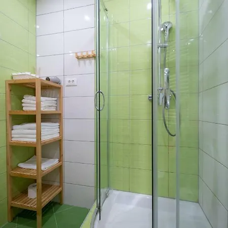 Hisa Urska * Log pod Mangartom