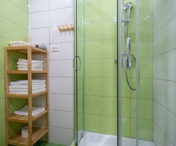 Hisa Urska * Log pod Mangartom